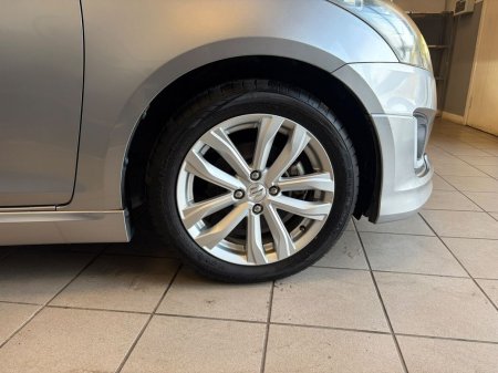 2014 Suzuki Swift - photo 18
