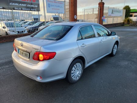 2010 Toyota Corolla - photo 3