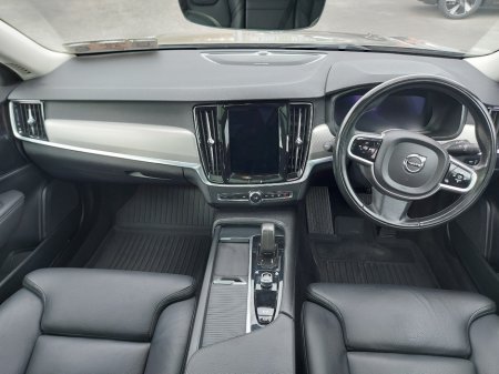 2021 Volvo V90 - photo 22