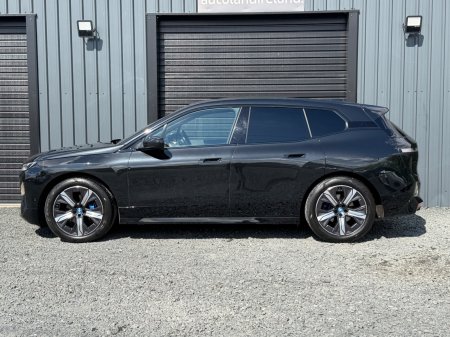 2023 BMW iX - photo 3