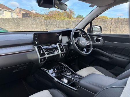 2023 Kia Sorento - photo 3