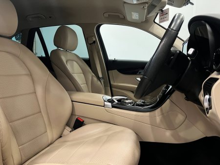 2017 Mercedes-Benz GLC - photo 18