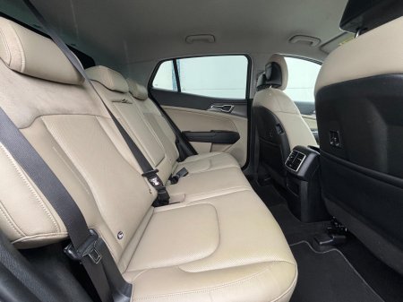 2022 Kia Sportage - photo 8