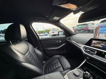 2020 BMW 3-Series - photo 25