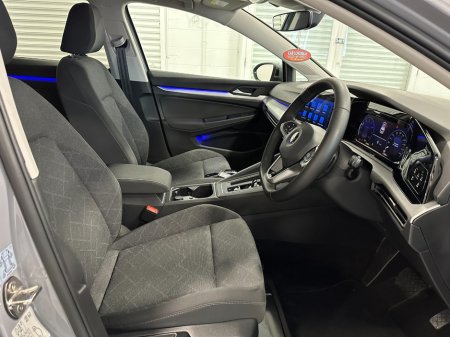 2021 Volkswagen Golf - photo 24