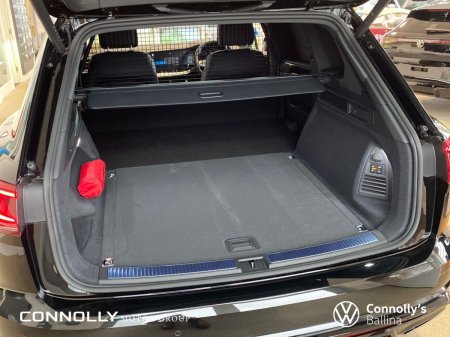 2026 Volkswagen Touareg - photo 8