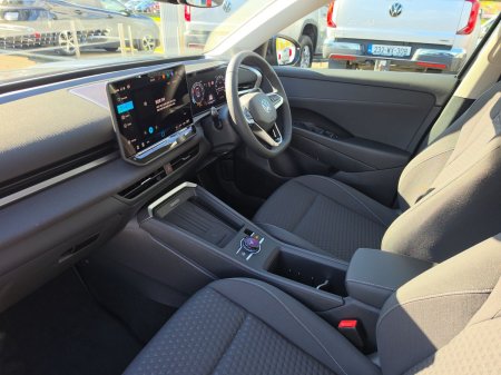 2026 Volkswagen T-Roc - photo 2