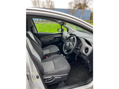 2019 Toyota Yaris - photo 8