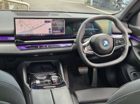 2025 BMW i5 - photo 27