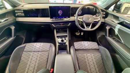 2025 Volkswagen Tiguan - photo 14