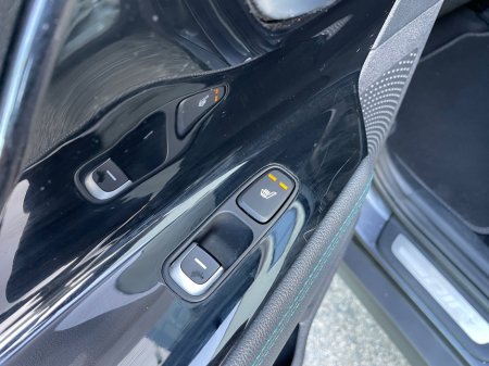 2020 Kia Niro - photo 15