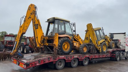 0 JCB 