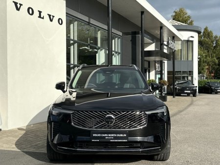 2025 Volvo XC90 - photo 2