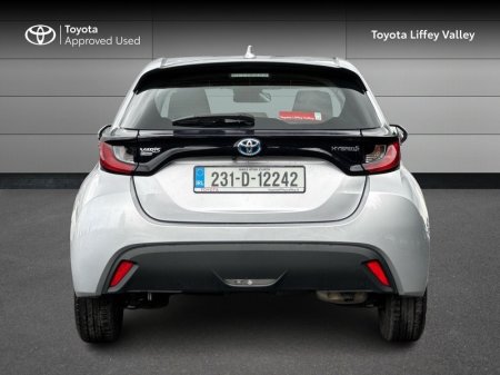 2023 Toyota Yaris - photo 4