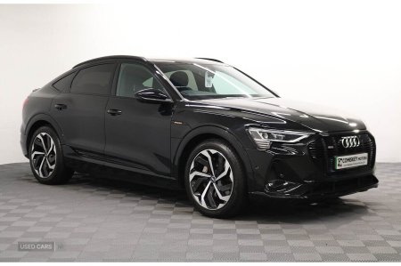2022 Audi e-tron Black Edition