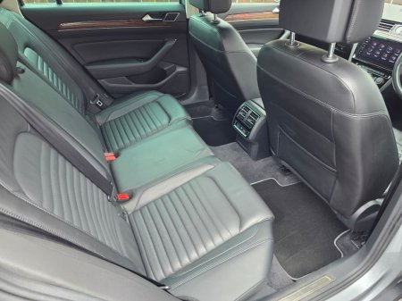 2018 Volkswagen Passat - photo 11