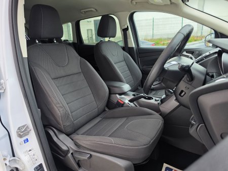 2016 Ford Kuga - photo 25