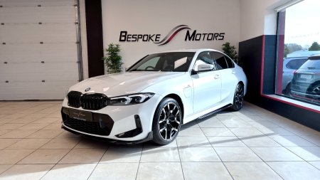 2025 BMW 3-Series - photo 14