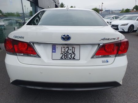 2013 Toyota Crown - photo 7