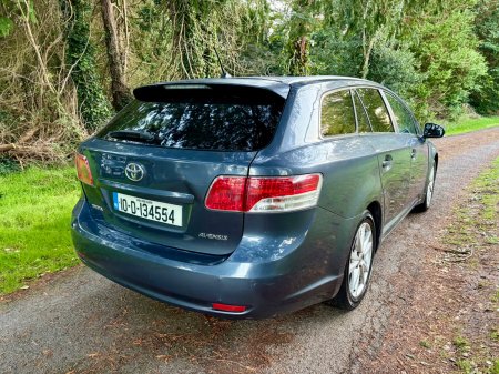 2010 Toyota Avensis - photo 3