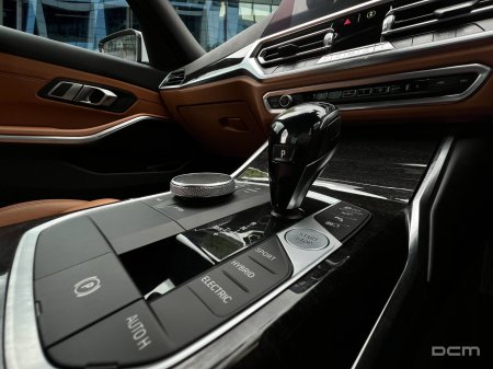 2021 BMW 3-Series - photo 21