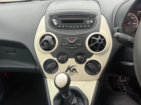 2010 Ford KA - photo 12