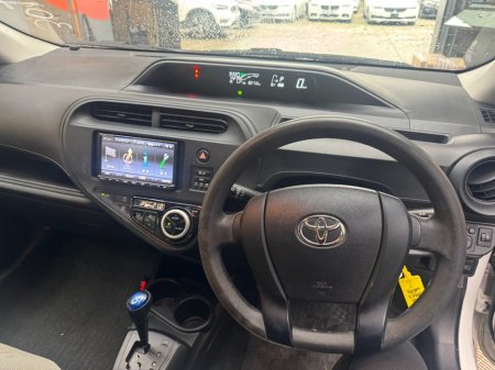2021 Toyota Aqua - photo 9