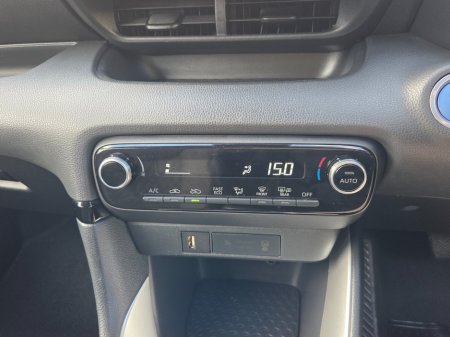 2023 Toyota Yaris - photo 16