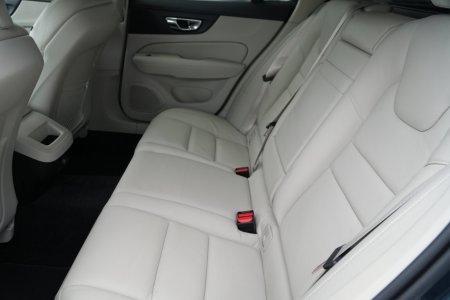 2020 Volvo V60 - photo 17
