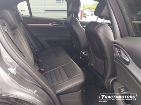 2024 Alfa Romeo Stelvio - photo 24