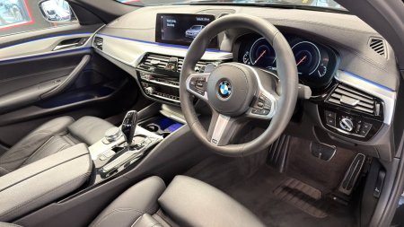 2019 BMW 5-Series - photo 7