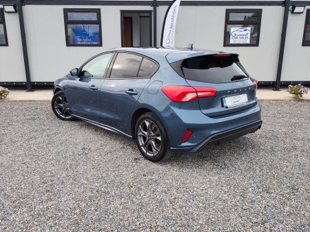 2018 Ford Focus - photo 4