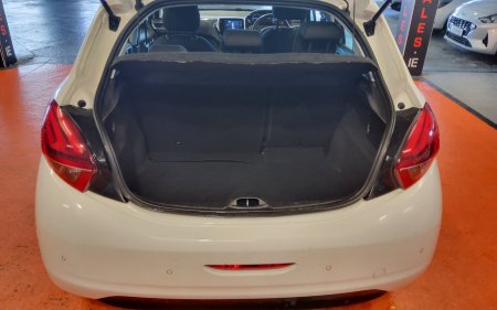 2016 Peugeot 208 - photo 4