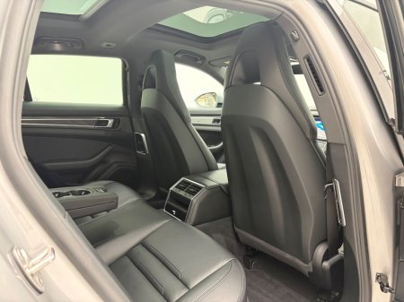 2018 Porsche Panamera - photo 23