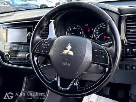 2016 Mitsubishi Outlander - photo 14