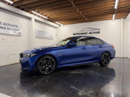 2023 BMW 3-Series - photo 3