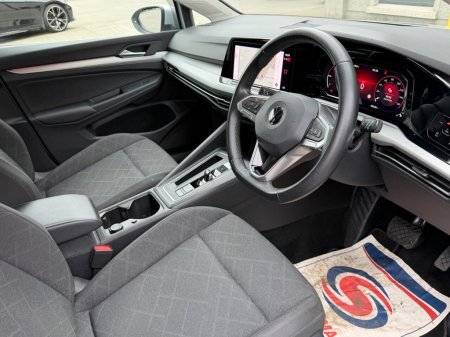 2023 Volkswagen Golf - photo 7