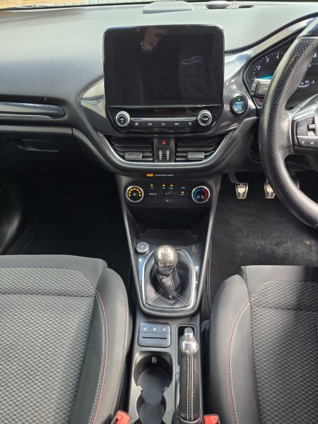 2018 Ford Fiesta - photo 13