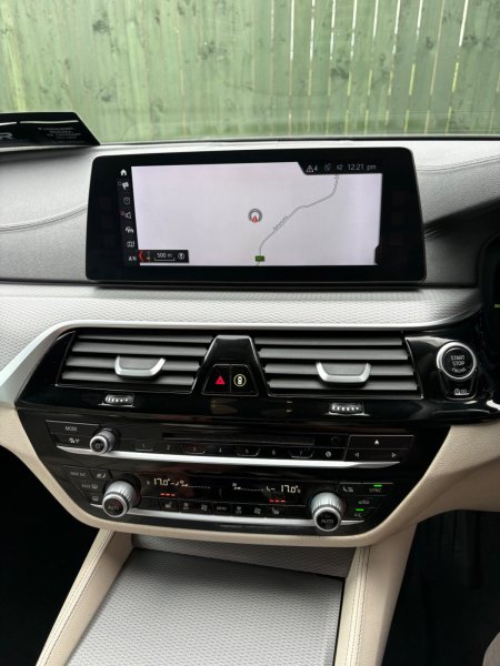 2017 BMW 5-Series - photo 18