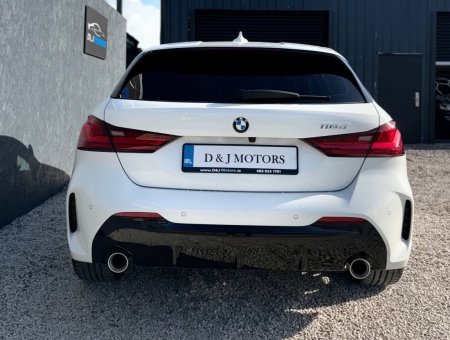 2022 BMW 1-Series - photo 9