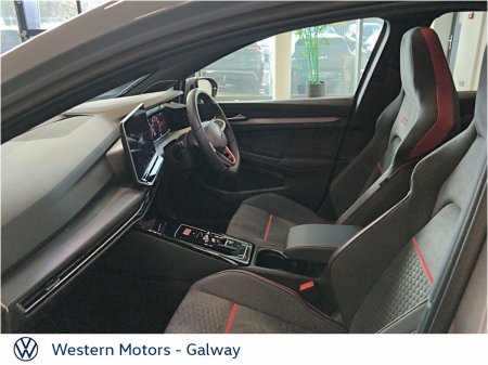 2025 Volkswagen Golf - photo 4