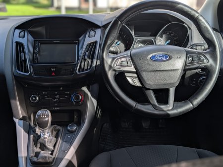 2015 Ford Focus - photo 19