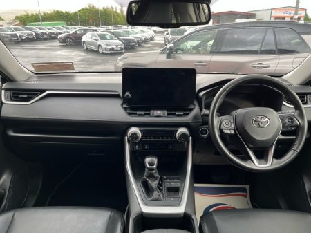 2023 Toyota RAV4 - photo 13