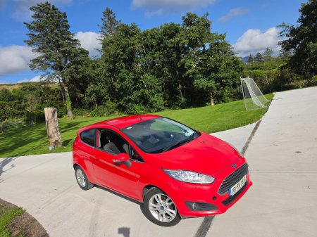 2016 Ford Fiesta - photo 4