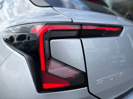 2026 Kia Stonic - photo 9