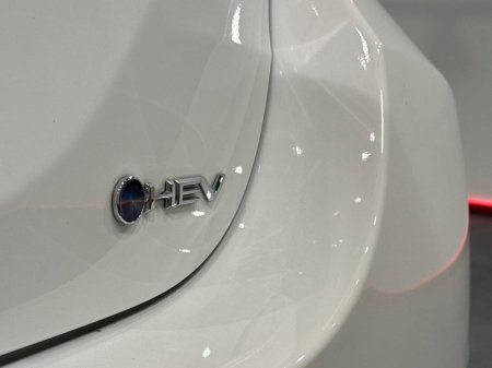 2024 Toyota Yaris - photo 12