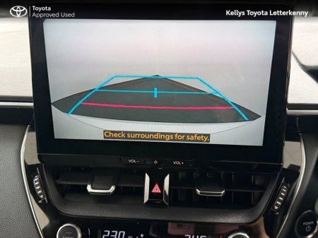 2025 Toyota Corolla - photo 13