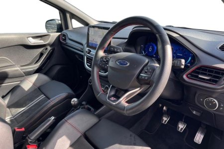 2022 Ford Fiesta - photo 9