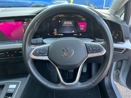 2023 Volkswagen Golf - photo 4