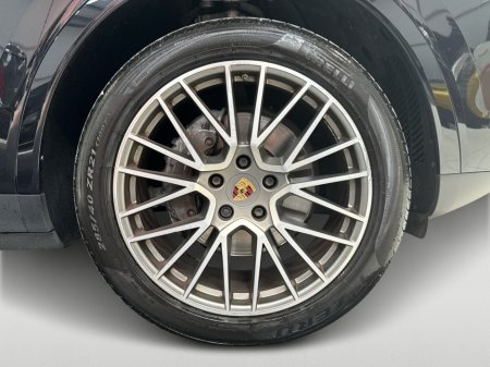 2022 Porsche Cayenne - photo 26